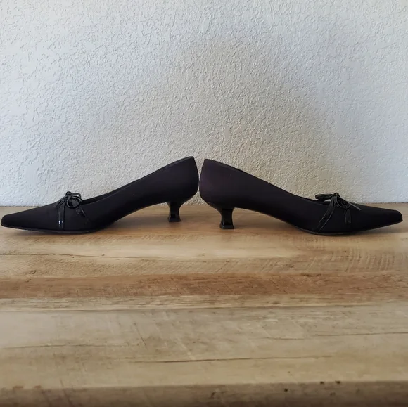 Stuart Weitzman Kitten heels - Picture 3 of 5